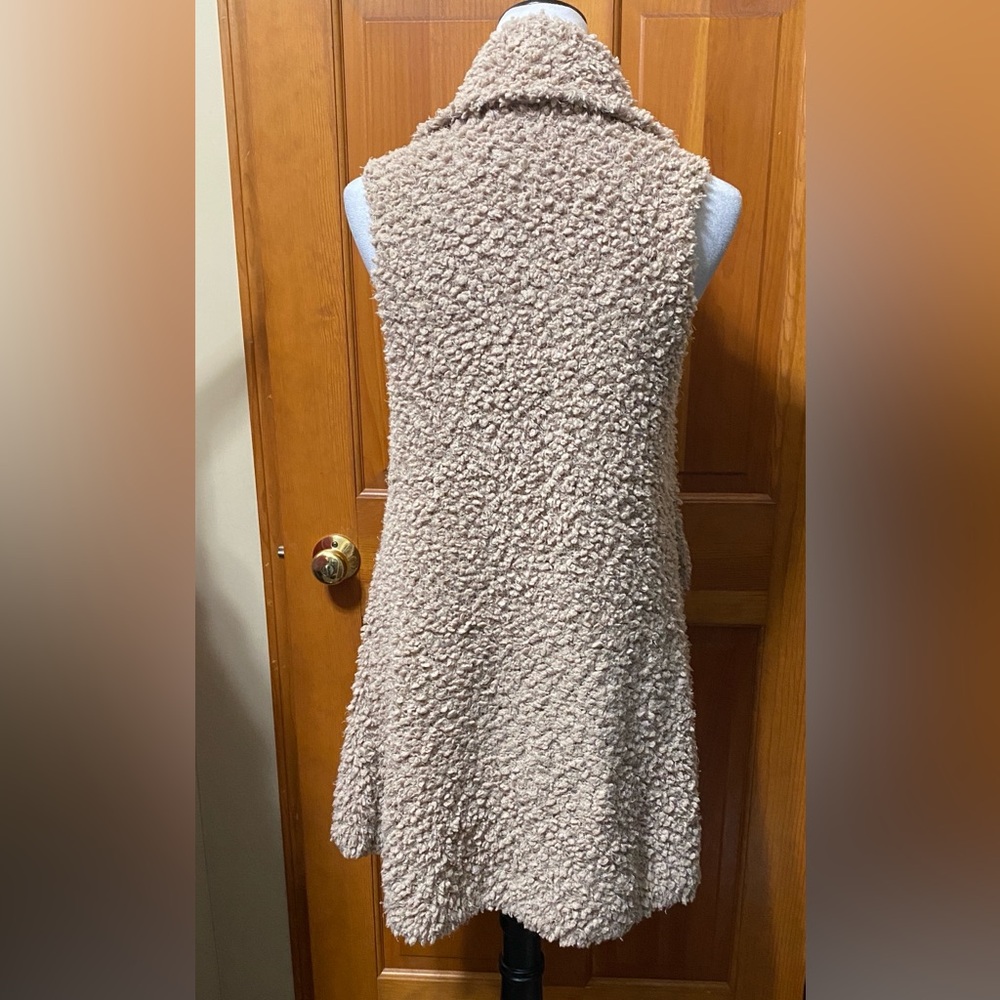 Maurices Teddy Wrap Vest - Picture 3 of 4